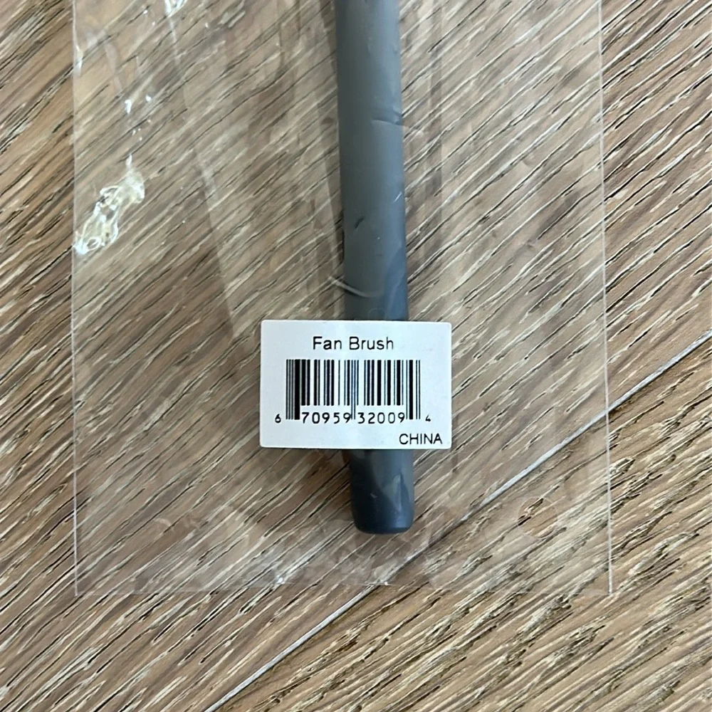 Jane Iredale Fan Brush